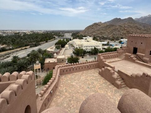 Nakhal Fort Outside　纳哈尔堡外景
